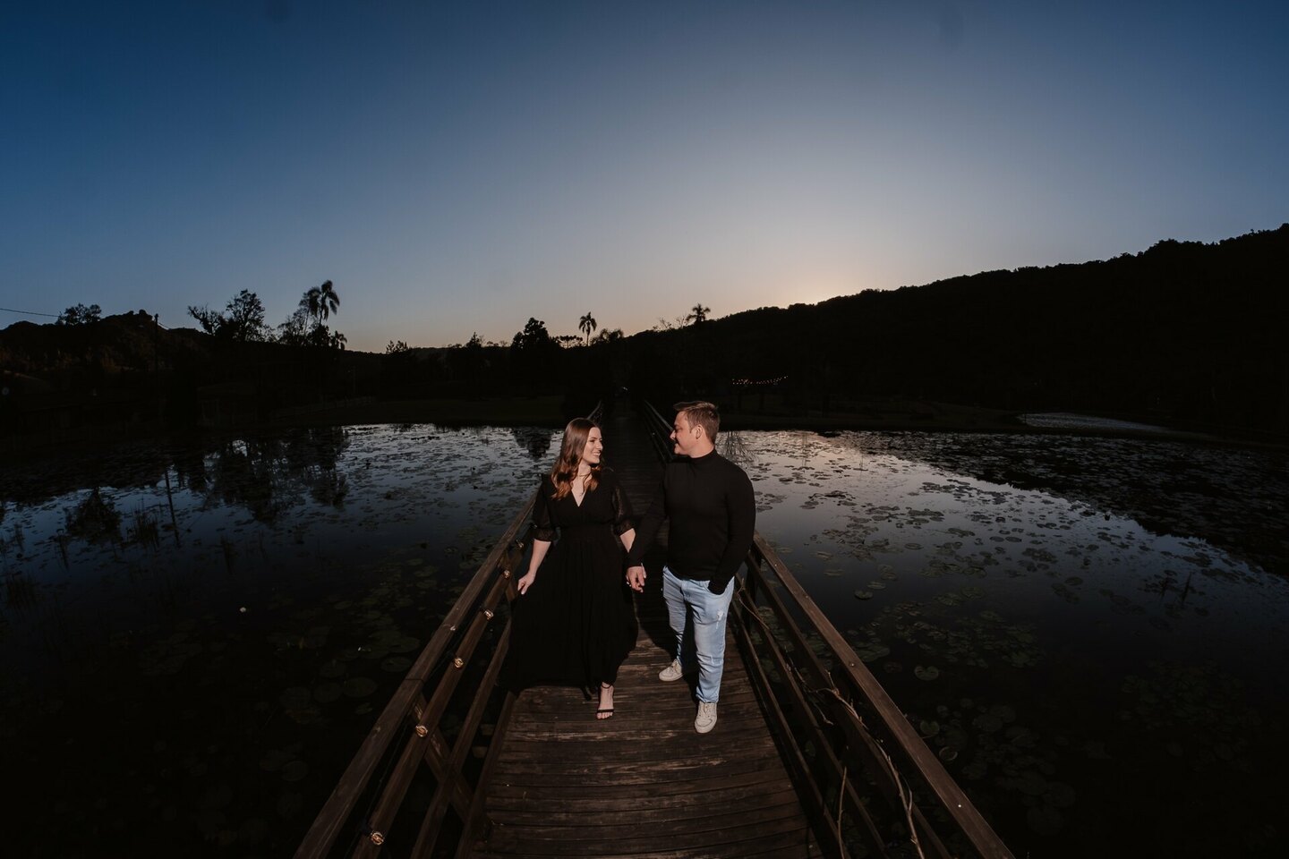 Aline & Junior | Fotos de Pré Casamento | Rio dos Cedros | Santa Catarina Aline & Junior | Fotos de Pré Casamento | Rio dos Cedros | Santa Catarina