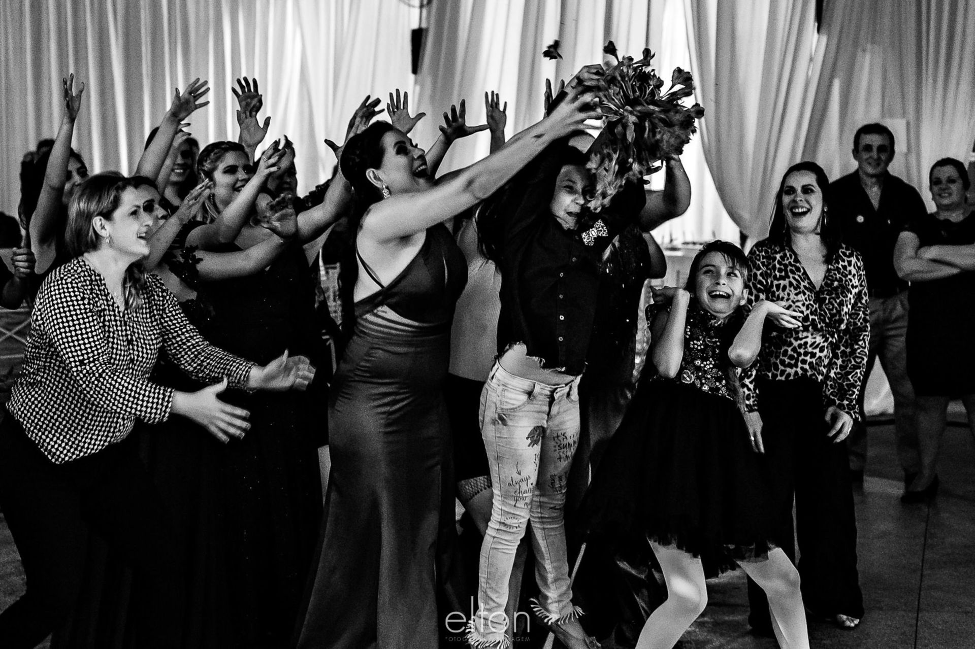 Foto Bruna & Juliano | Fotos de Casamento em Jaraguá do Sul Foto Bruna & Juliano | Fotos de Casamento em Jaraguá do Sul - Imagem 56