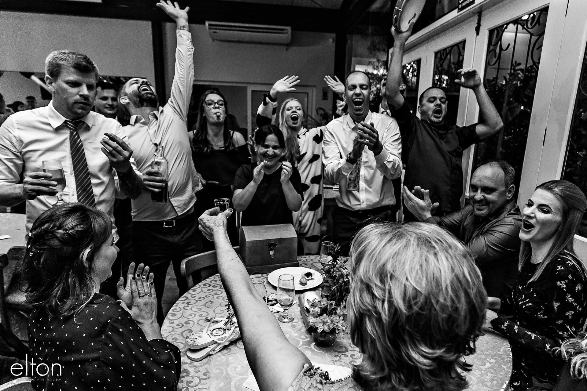 Foto ELIETE & FABIO | FOTOS DE CASAMENTO EM JARAGUÁ DO SUL Foto ELIETE & FABIO | FOTOS DE CASAMENTO EM JARAGUÁ DO SUL - Imagem 51