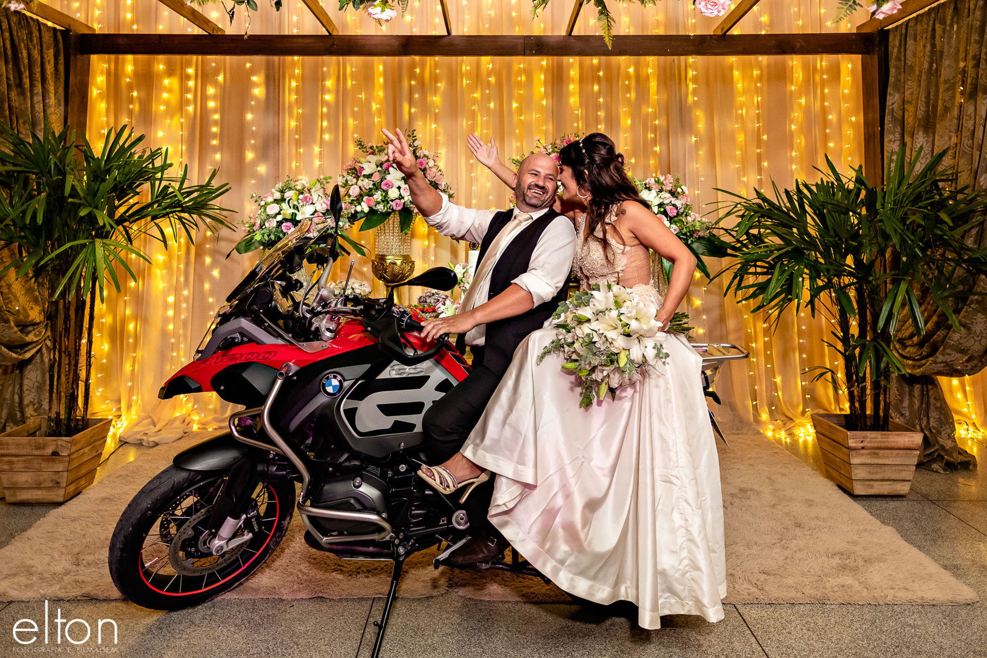 Foto Adriane & Marinho | Bodas de Prata | Pomerode Foto Adriane & Marinho | Bodas de Prata | Pomerode - Imagem 56