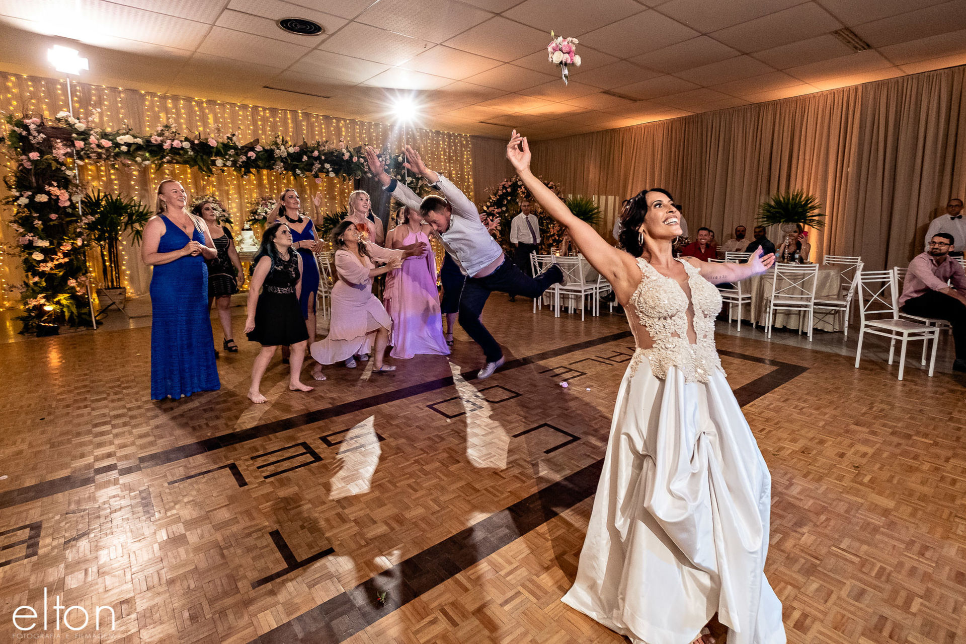 Foto Adriane & Marinho | Bodas de Prata | Pomerode Foto Adriane & Marinho | Bodas de Prata | Pomerode - Imagem 64