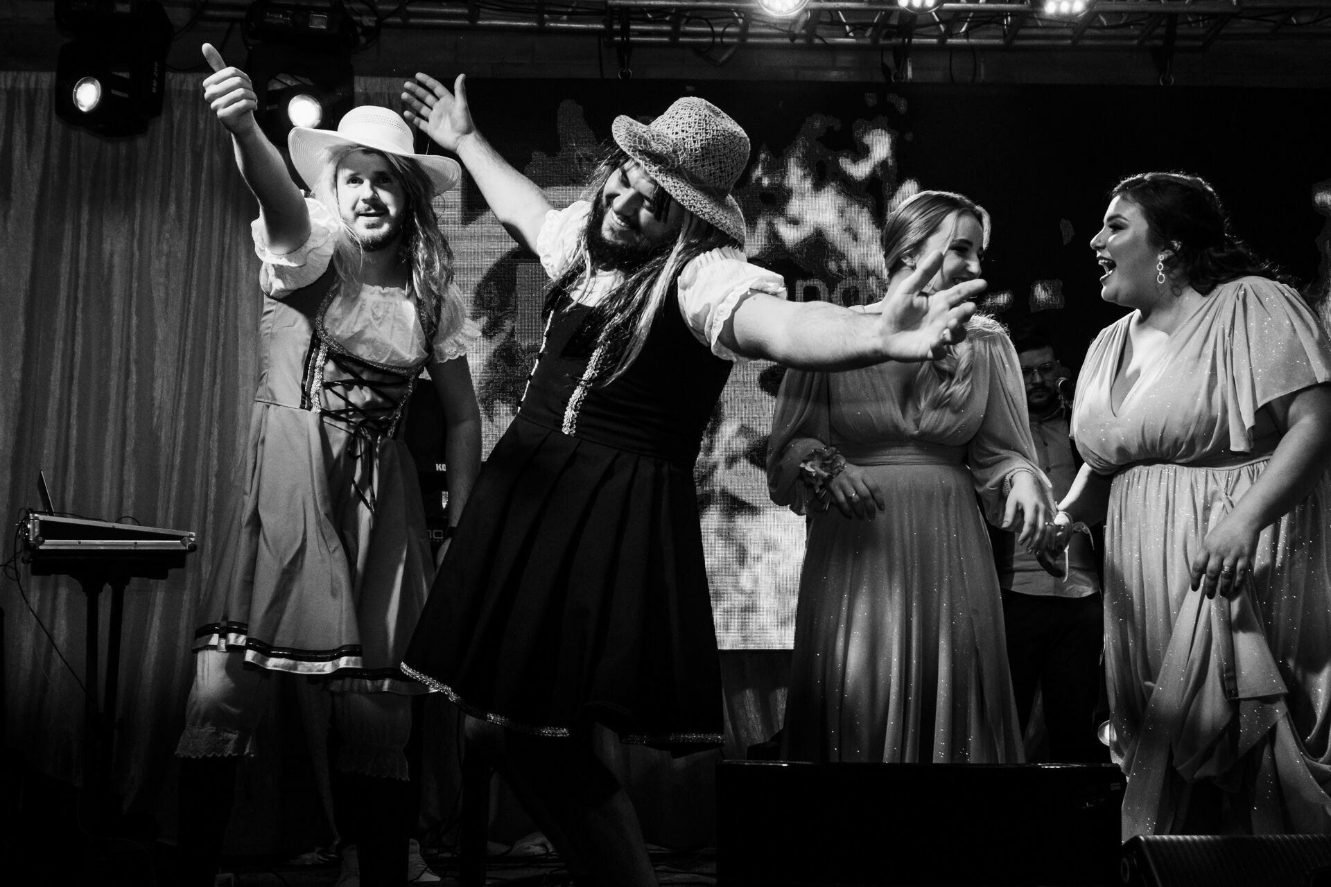 Foto Josiane & Alcindo | Fotos de Casamento | Jaraguá do Sul - Imagem 60